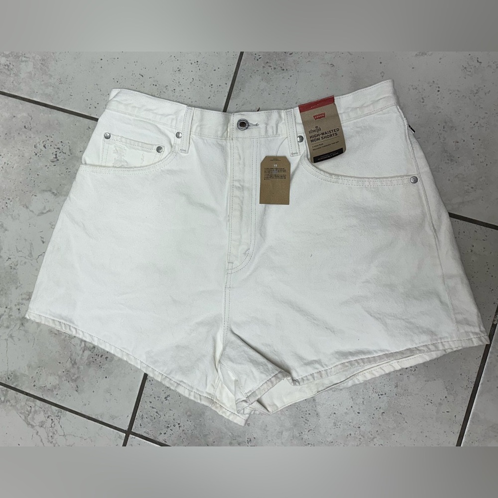 Levi's White Denim Shorts sz 33